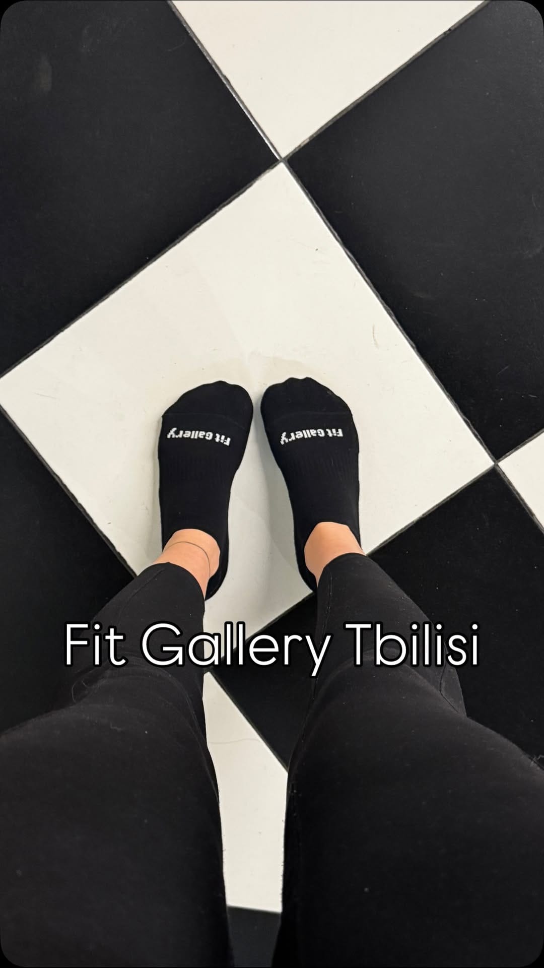 Post 4 by Ninellie | Fashion Stylist | UGC creator on Instagram (video)