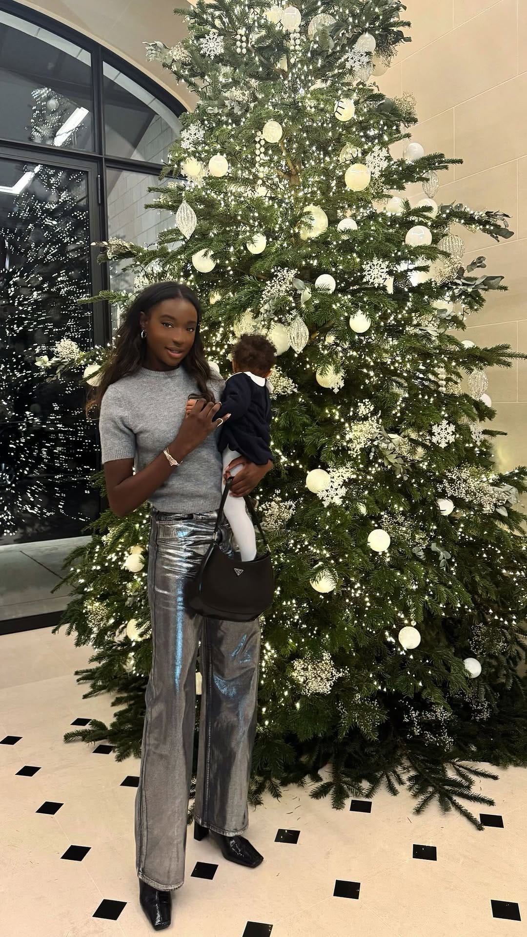 Post 4 by Antavenus Diop Mille on Instagram (video)