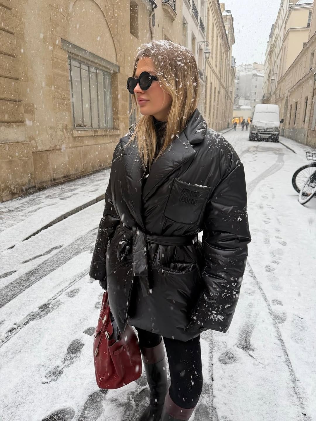 Post 3 by CLOSET 2 CLOSET I Depot Vente on Instagram (carousel)
