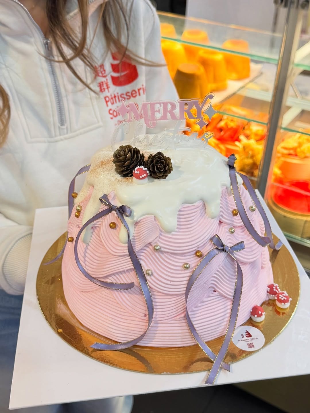 Post 5 by Pâtisserie Saison on Instagram (carousel)