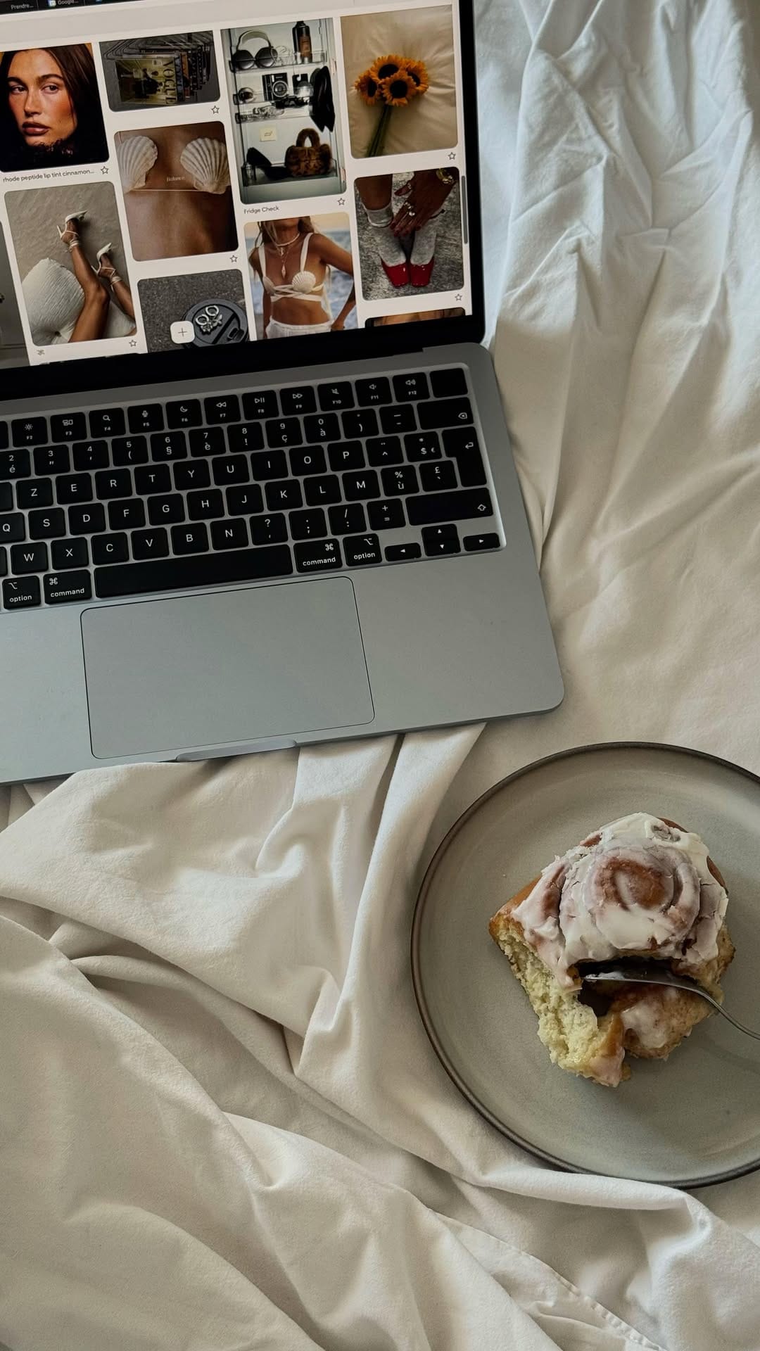 Post 9 by Pauline on Instagram (video)
