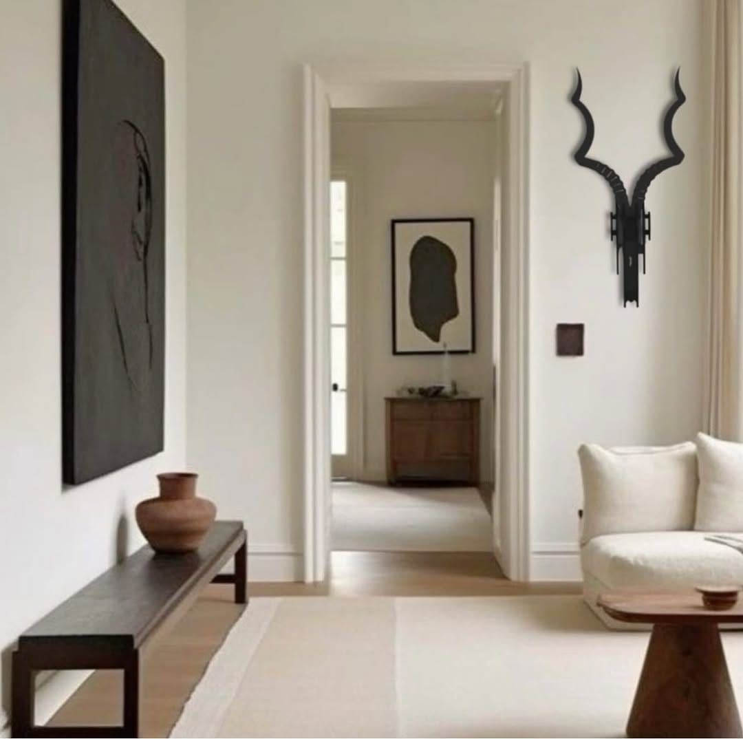 Post 4 by ®Hu2Design on Instagram (image)