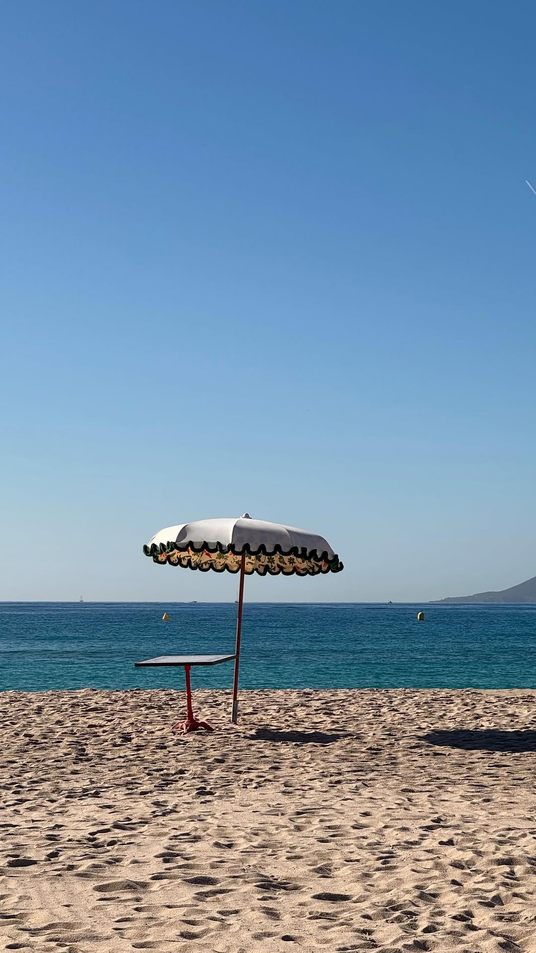 Post 9 by Sybille on Instagram (video)