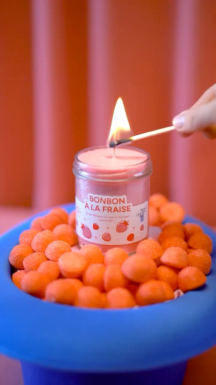 Post 6 by Les Bougies de Charroux on Instagram (video)