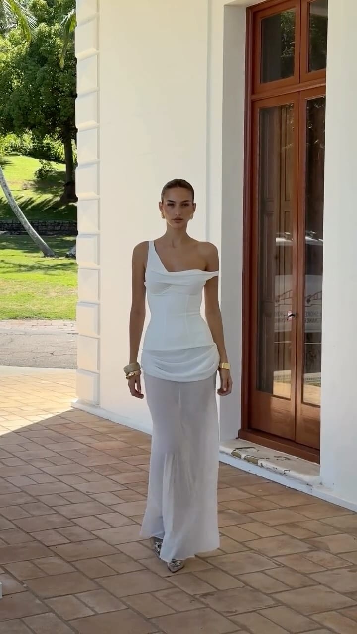 Post 10 by Brit on Instagram (video)