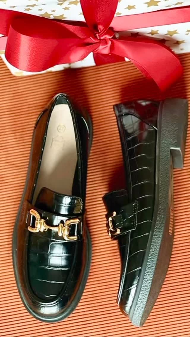 Post 3 by Mylo Store on Instagram (video)
