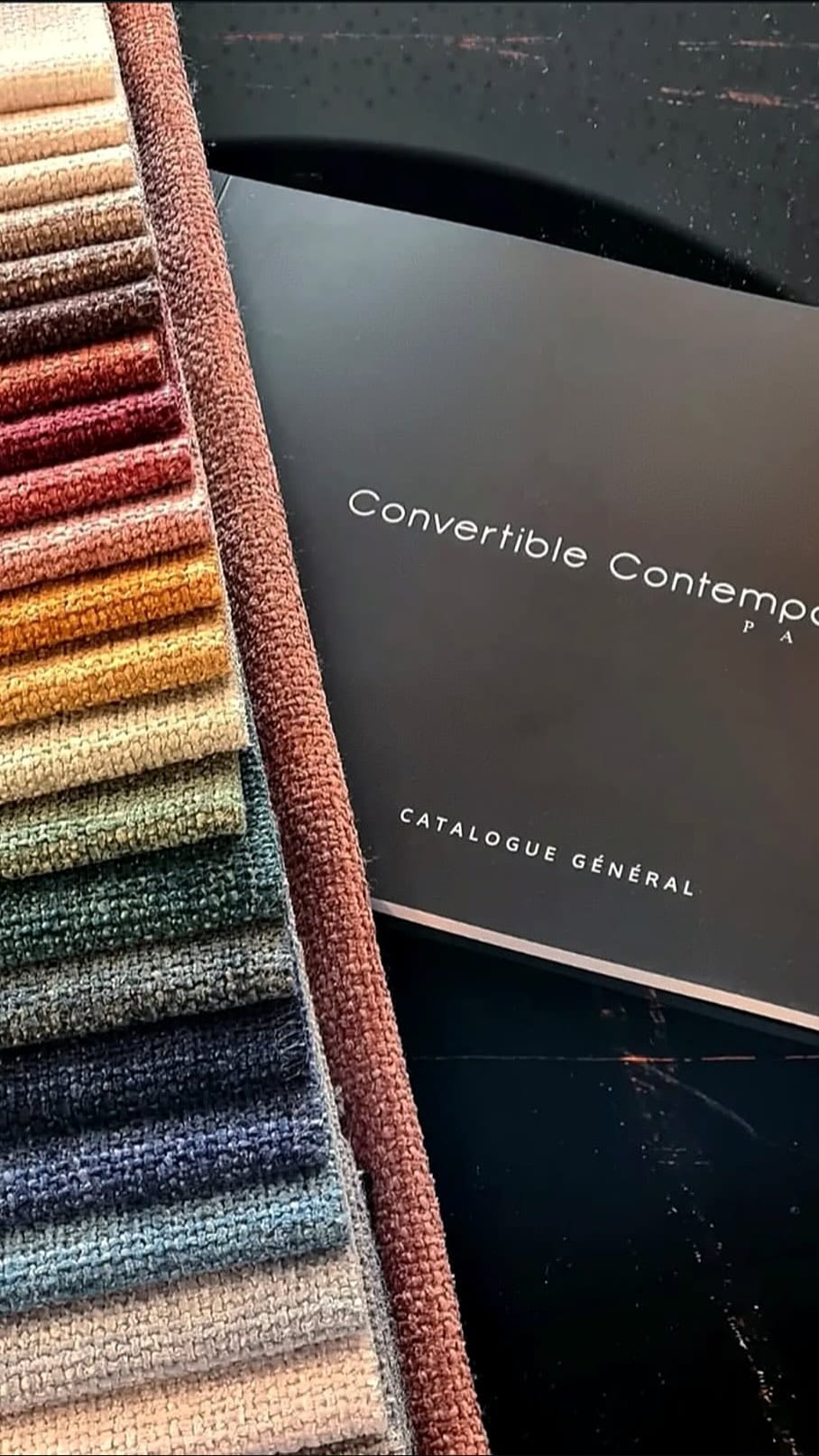 Post 2 by CONVERTIBLE CONTEMPORAIN PARIS on Instagram (video)