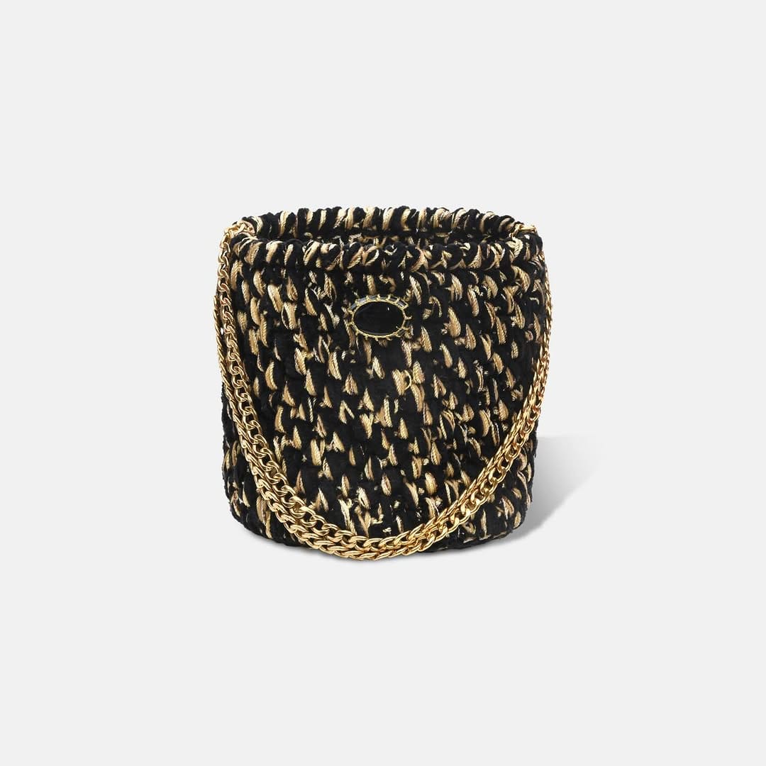 Post 5 by boks&baum Paris on Instagram (carousel)