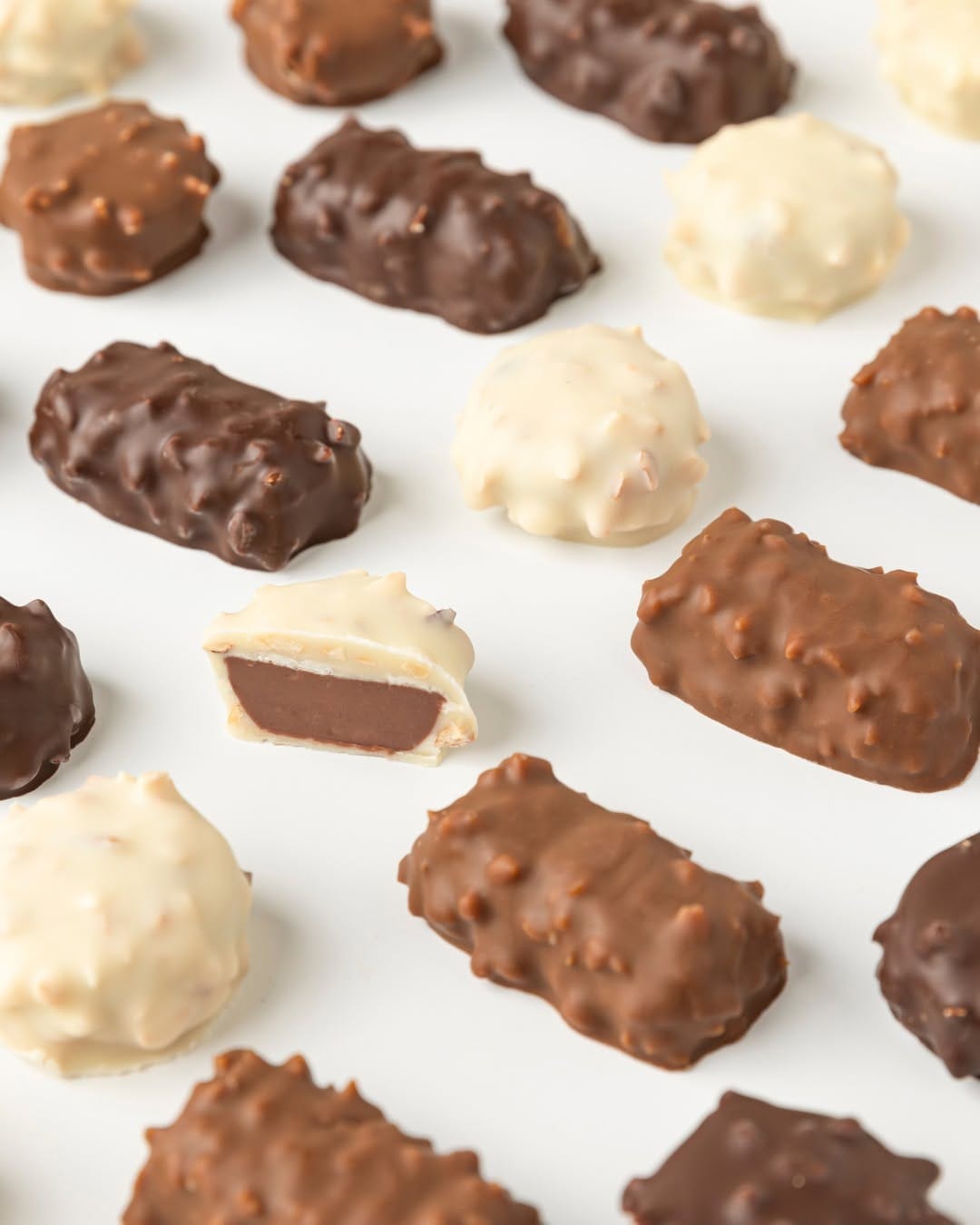 Post 1 by @lindtfrance on Instagram (image)