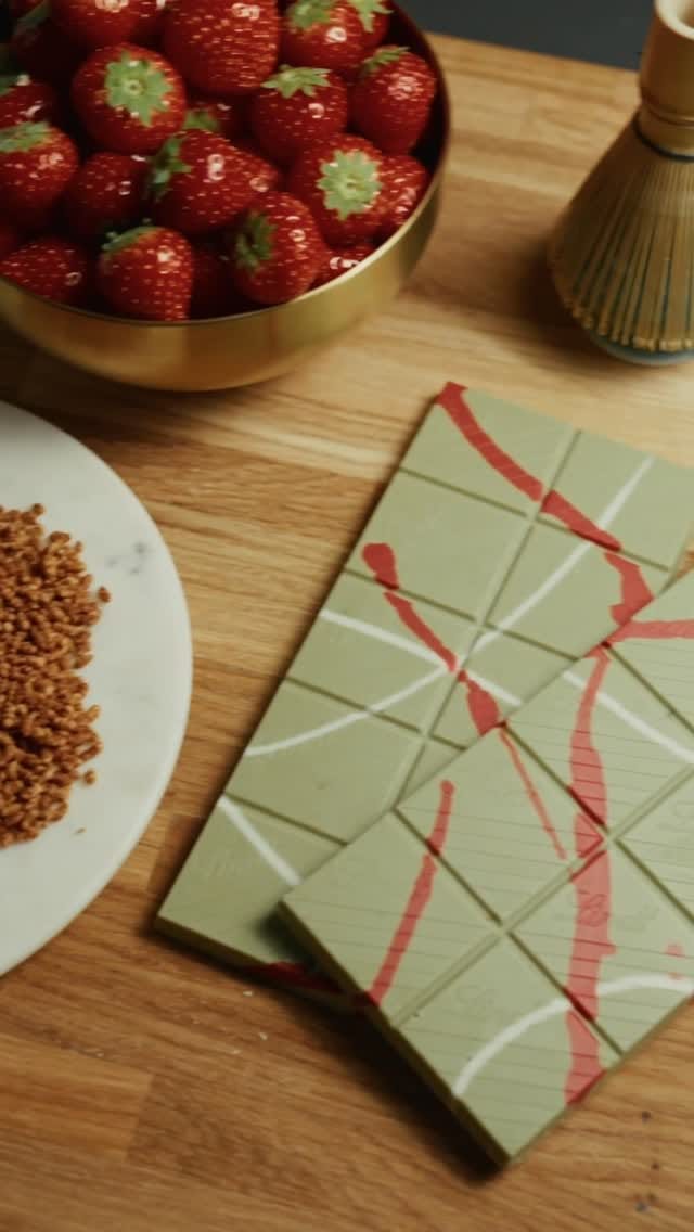 Post 6 by @lindtfrance on Instagram (video)