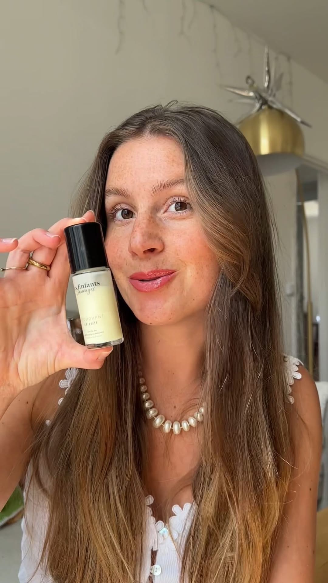 Post 4 by les Enfants Sauvages on Instagram (video)