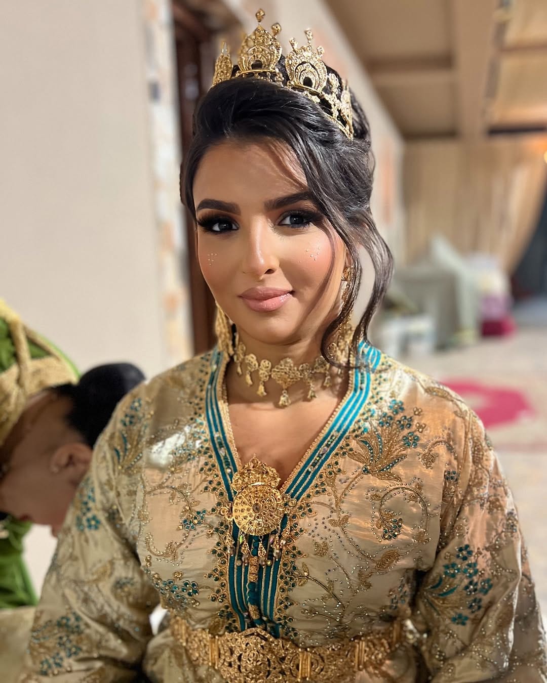 Post 7 by HAIR & MAKE UP ARTISTE MOROCCO on Instagram (carousel)