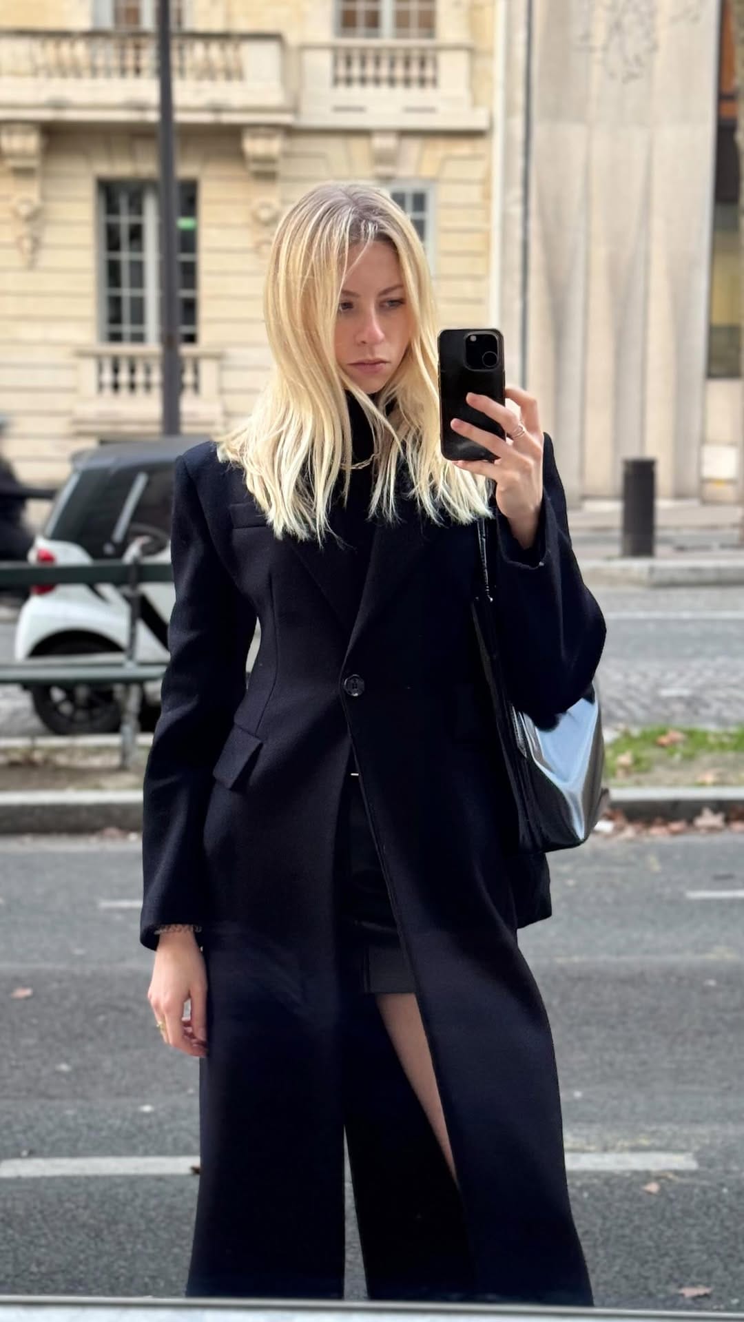Post 1 by Fanny Frébert on Instagram (video)