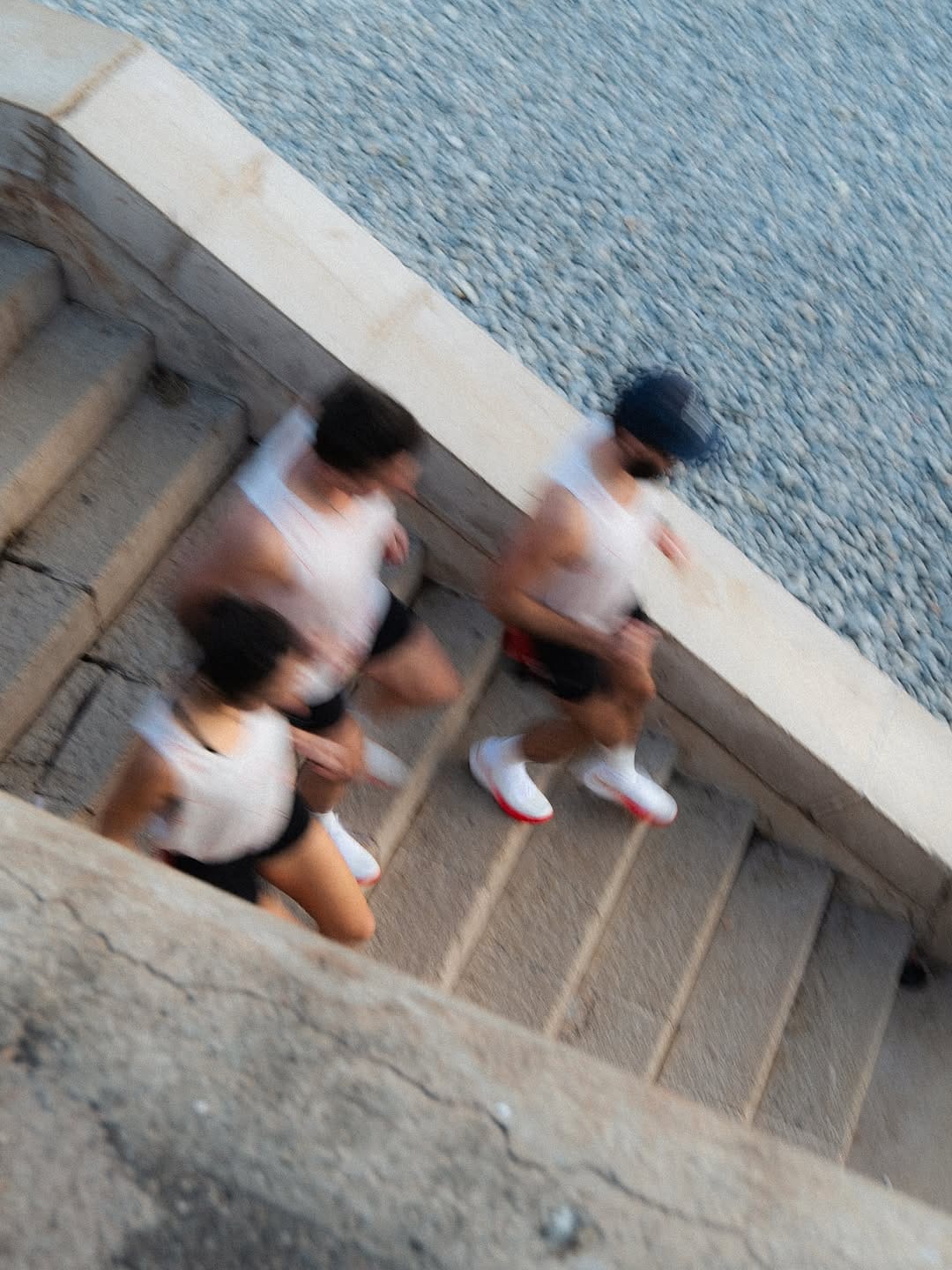 Post 2 by QUATORZE RUNNING on Instagram (carousel)