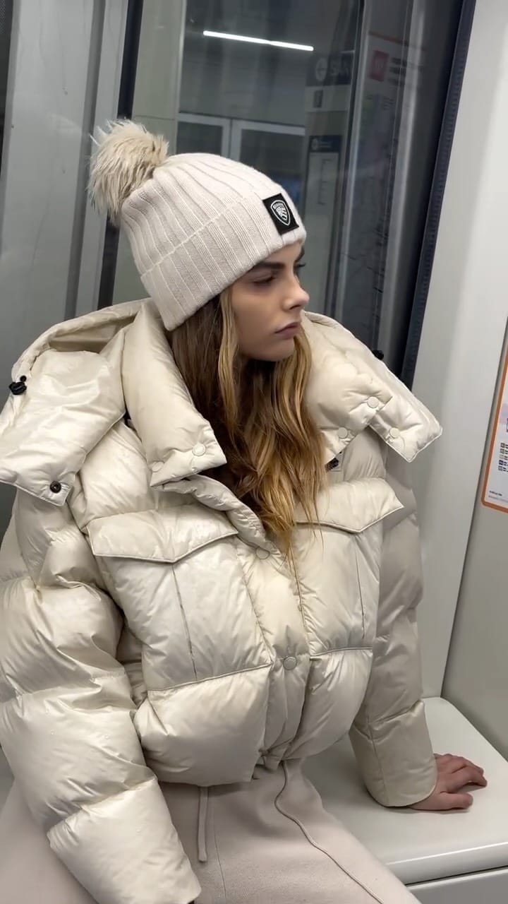 Post 4 by Ariel Himbeault on Instagram (video)
