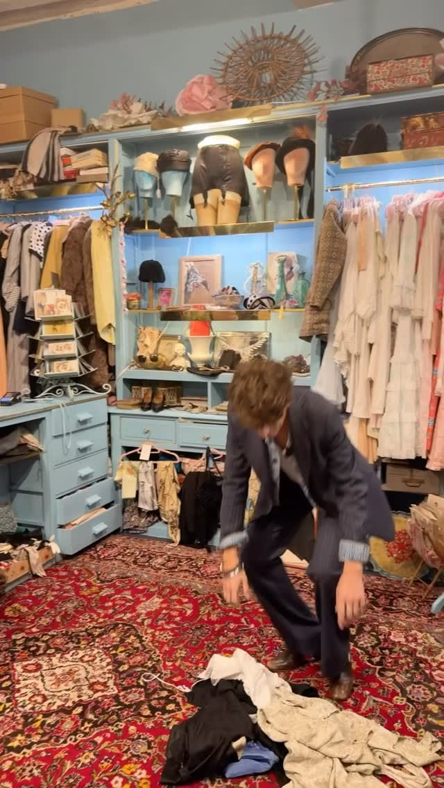 Post 7 by POMPON on Instagram (video)