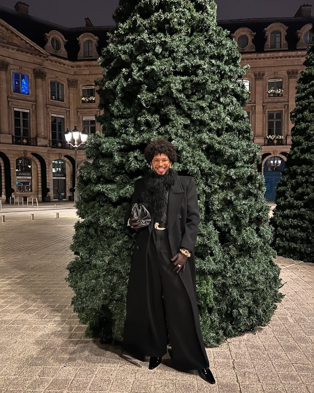Post 6 by Yorhann Emmanuel Alexander on Instagram (carousel)