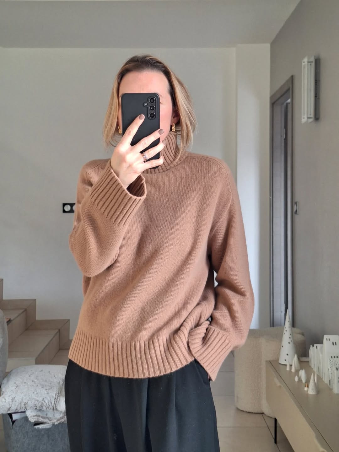 Post 4 by 𝕃𝕒𝕦𝕣𝕖 𝔹𝕝𝕕 on Instagram (carousel)