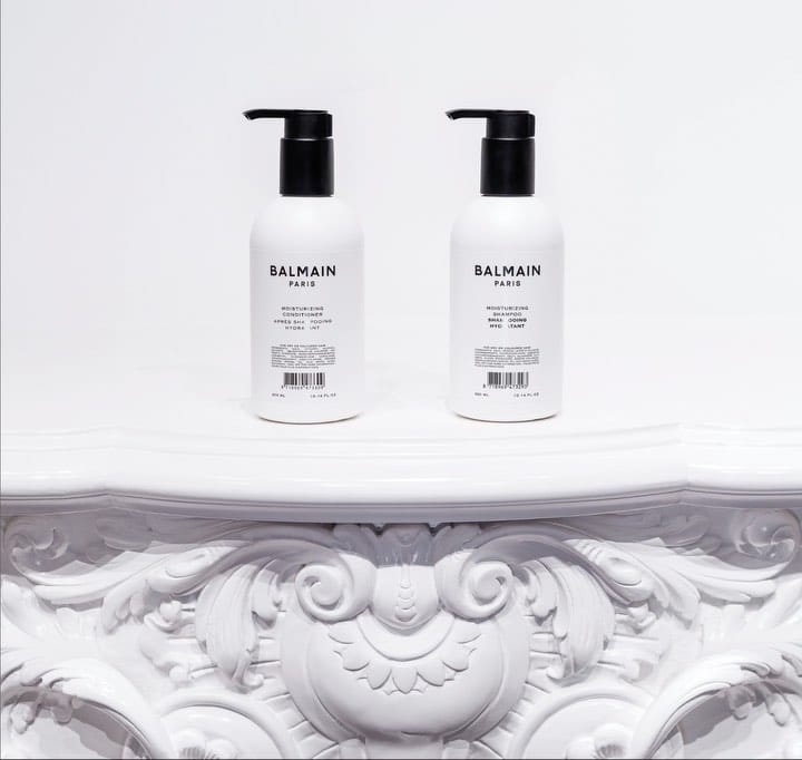 Post 8 by Balmain Hair Salon Paris on Instagram (video)