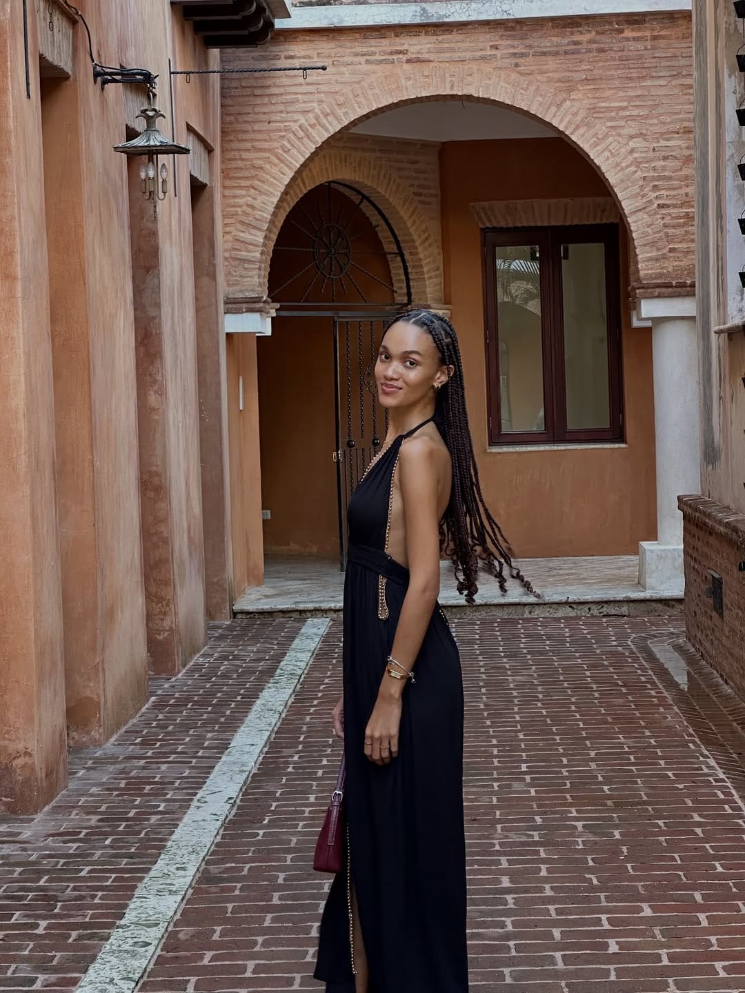 Post 4 by Jahika L. Gonzalez.🇩🇴 on Instagram (carousel)