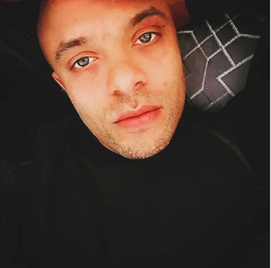 Post 9 by Damien Vaubien on Instagram (image)