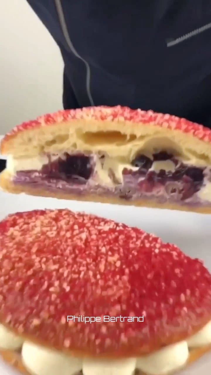 Post 5 by Philippe Bertrand on Instagram (video)