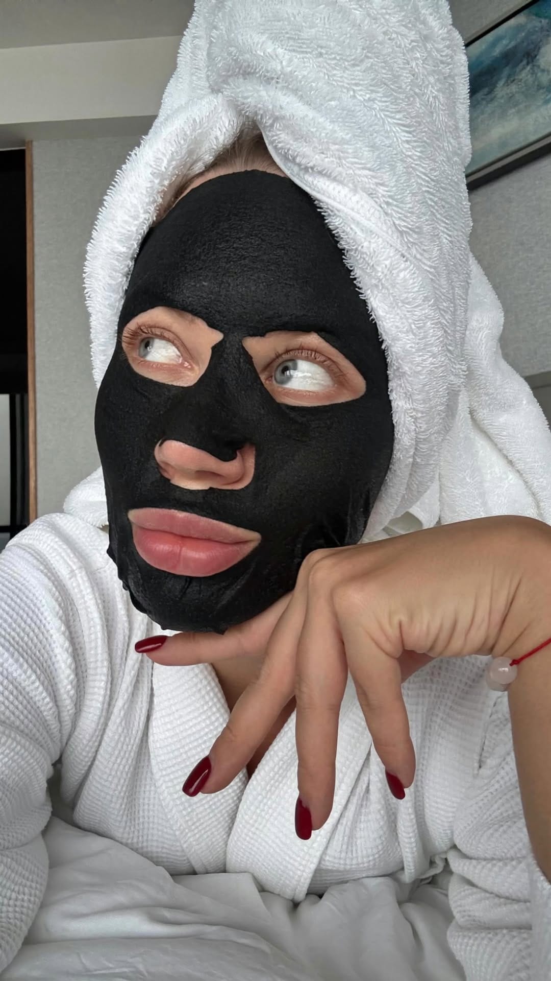 Post 8 by Alexandra BESSHAPKA on Instagram (video)