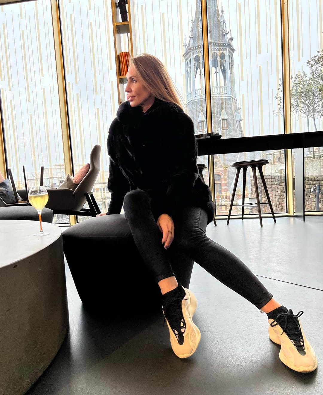 Post 9 by O X A N A  S I N I T S A on Instagram (carousel)