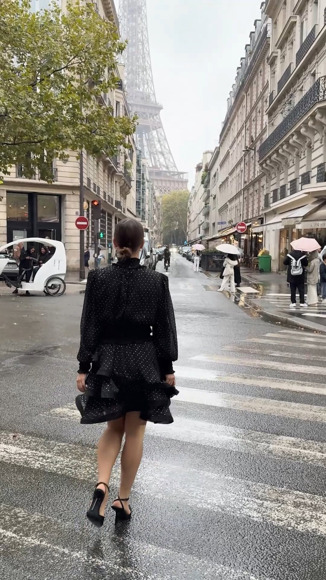 Post 9 by Michel Germain Parfums on Instagram (video)