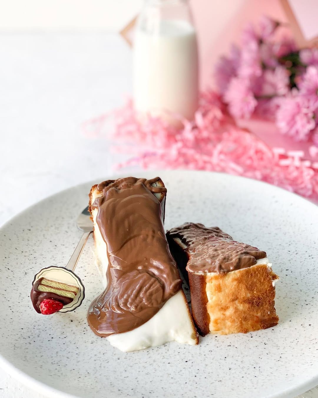 Post 3 by Nesli's Kitchen & Cafe 🎀 on Instagram (image)