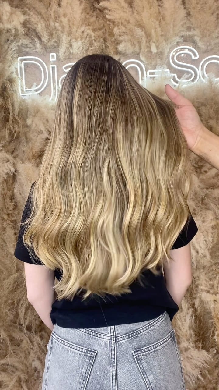 Post 8 by salon de coiffure cannes on Instagram (video)