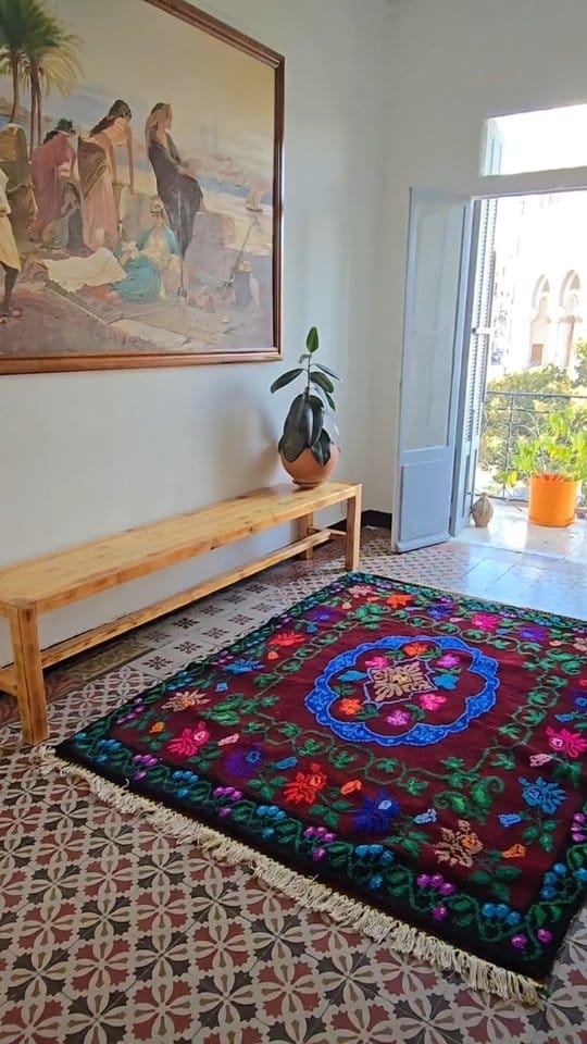 Post 4 by Les Possibles - Objets durables issus de savoir-faire précieux on Instagram (video)