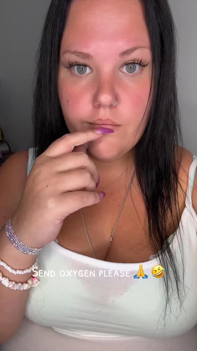 Post 9 by Carly Jess on Instagram (video)