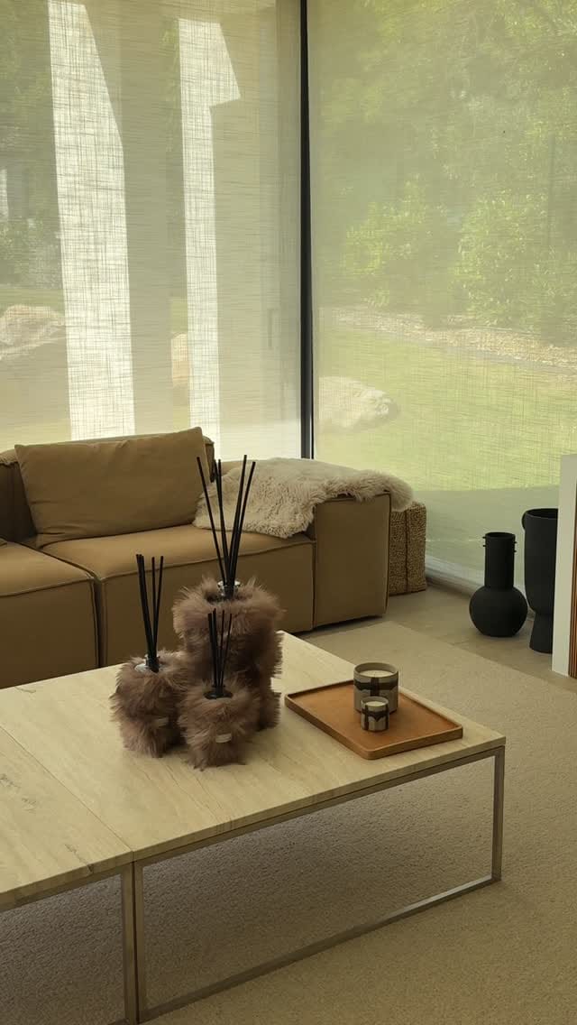 Post 4 by Artisan parfumeur on Instagram (video)