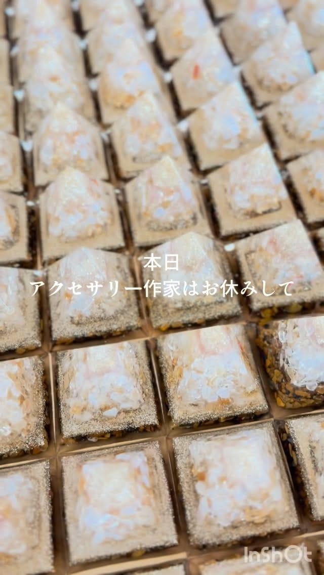 Post 1 by minette_ミネット　ハンドメイドアクセサリー on Instagram (video)