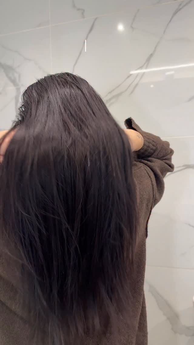 Post 3 by Cassiecosmetics 🍒 on Instagram (video)