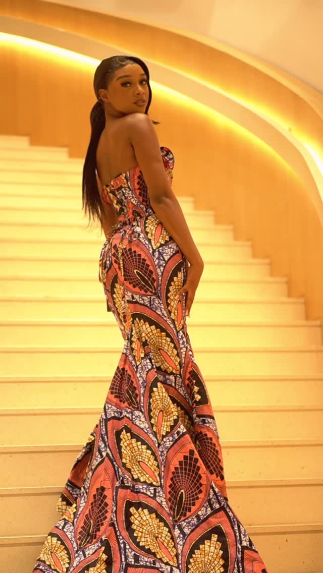 Post 6 by Divine Bians on Instagram (video)