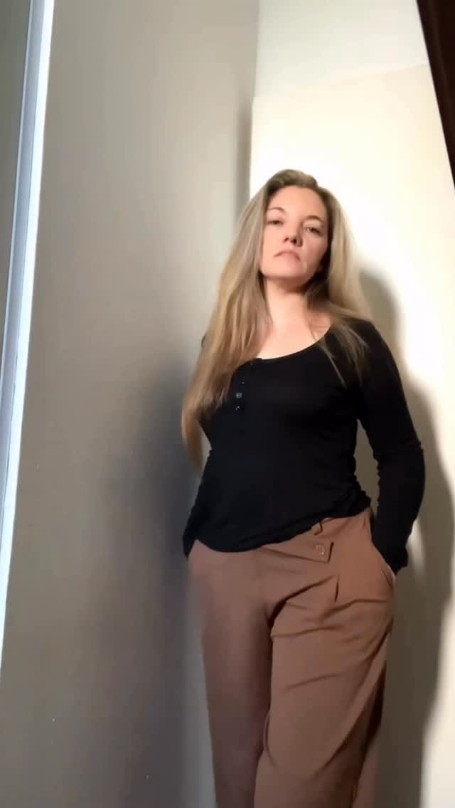 Post 10 by Créatrice de contenu/ Influenceuse Montpellier on Instagram (video)