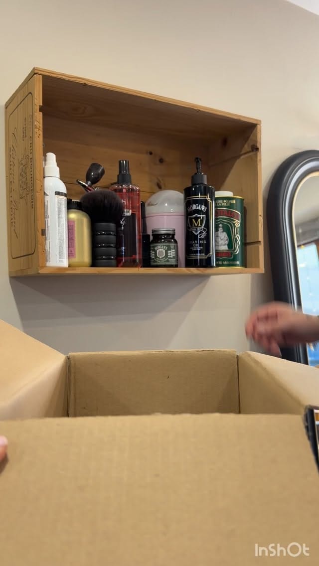Post 9 by Hairgum on Instagram (video)