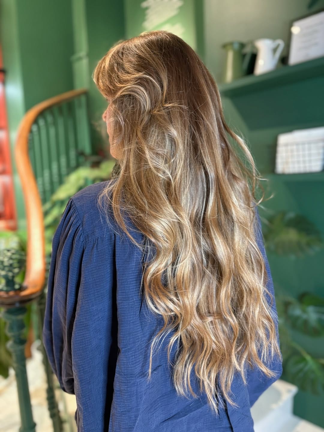 Post 1 by Salon de coiffure & boutique végétale et naturelle on Instagram (video)