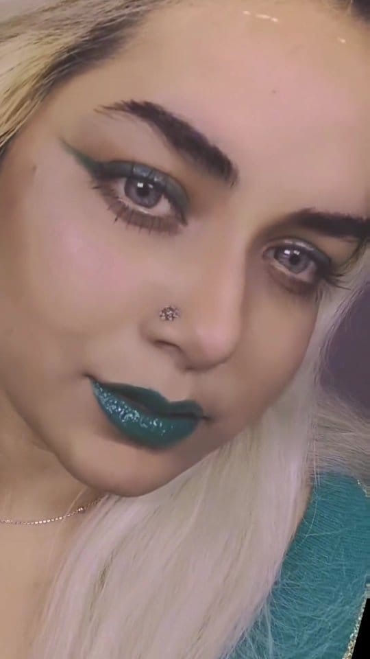 Post 4 by S H U B H I on Instagram (video)