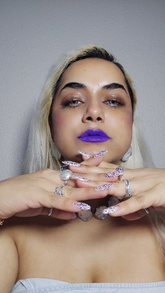 Post 6 by S H U B H I on Instagram (video)