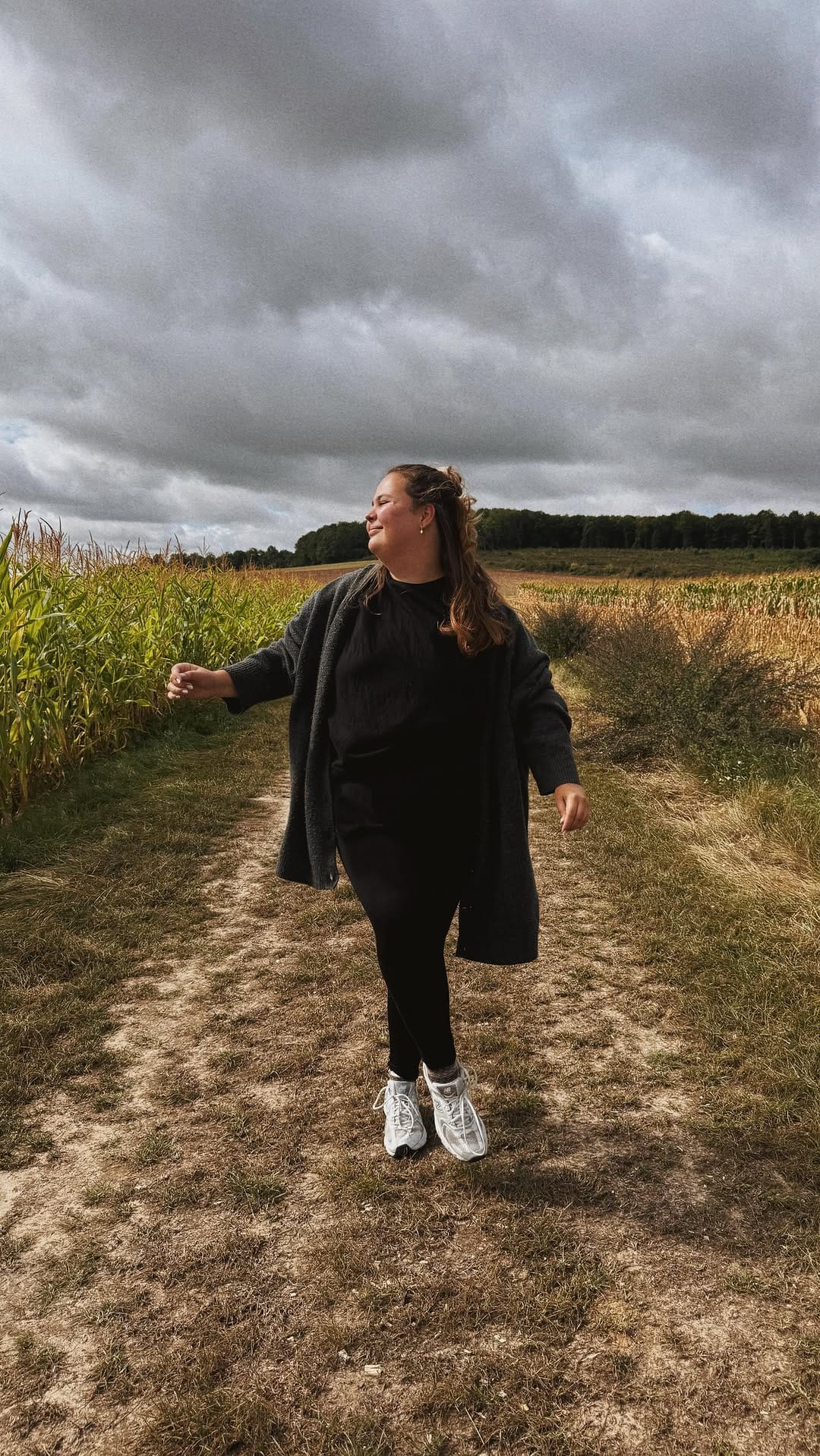 Post 8 by Elisabeth THOMAS on Instagram (video)