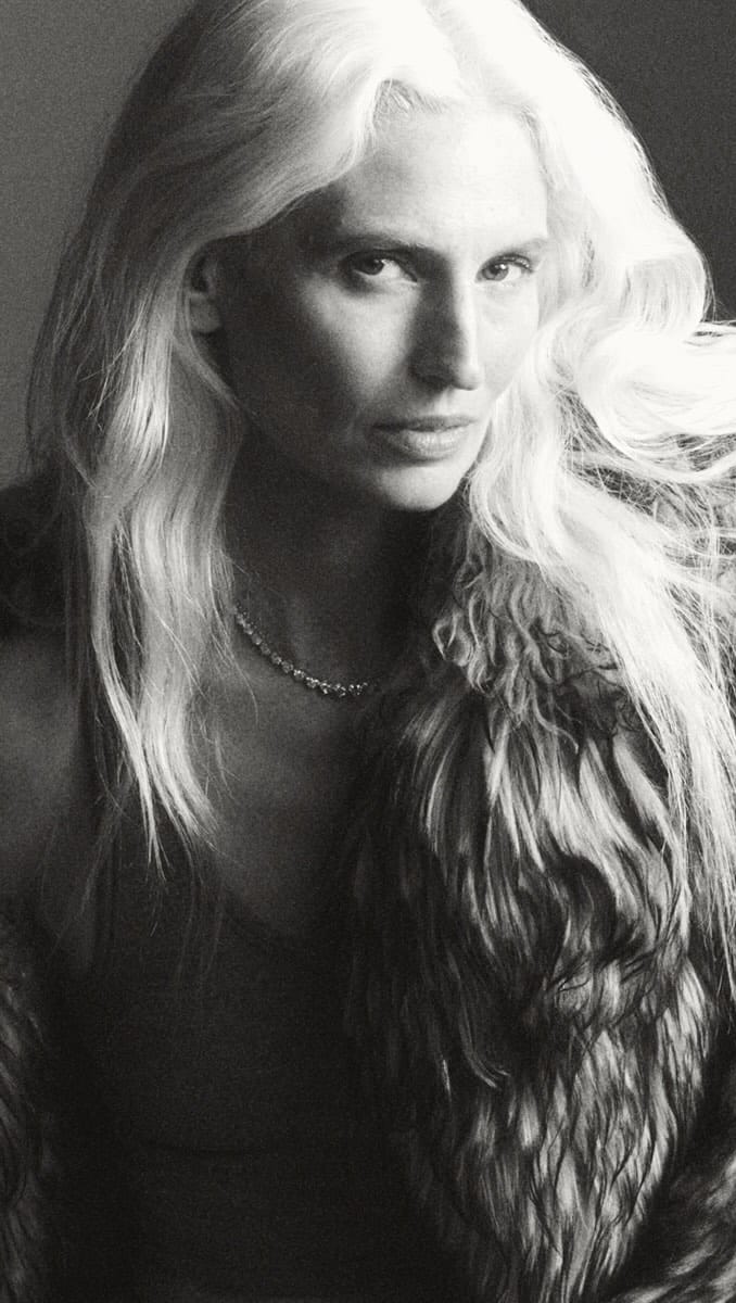 Post 8 by MARIE SEGUY on Instagram (video)