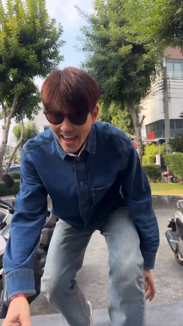 Post 2 by LEK JESSADA on Instagram (video)