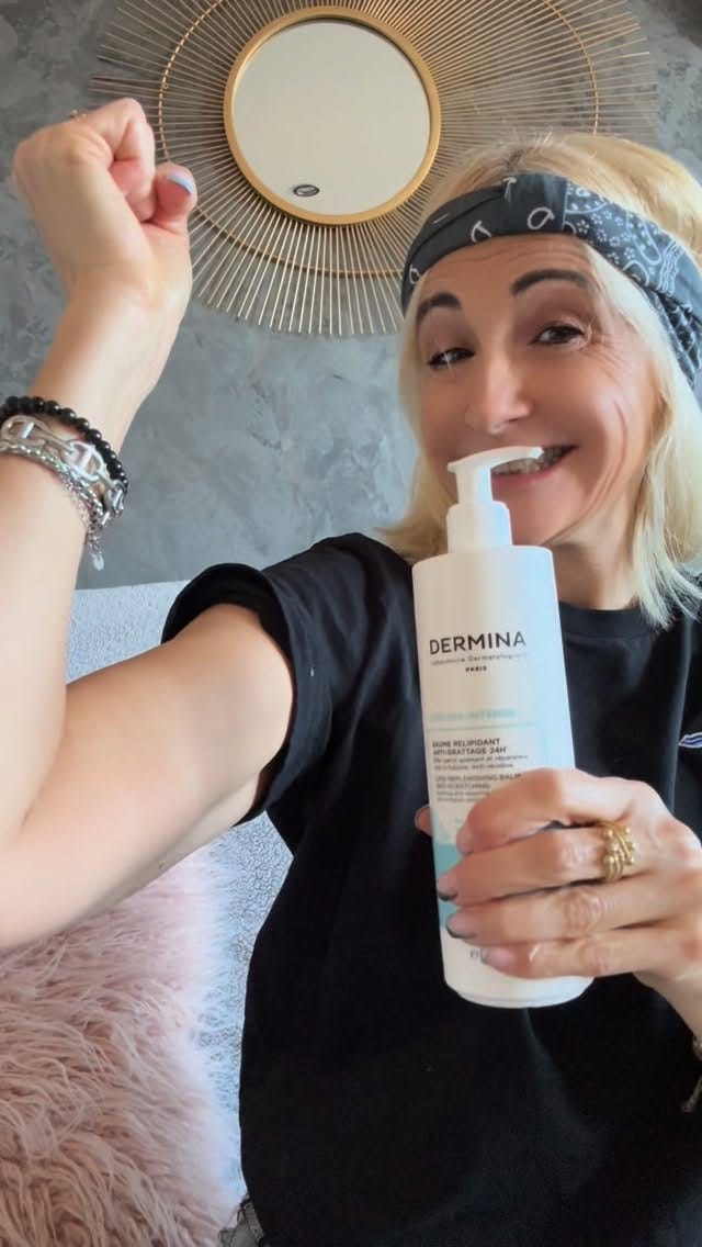 Post 3 by Dermina Paris on Instagram (video)