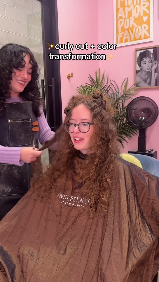 Post 4 by 𝓕𝓻𝓪𝓷𝓬𝓮𝓼 • Curls & Beauty on Instagram (video)