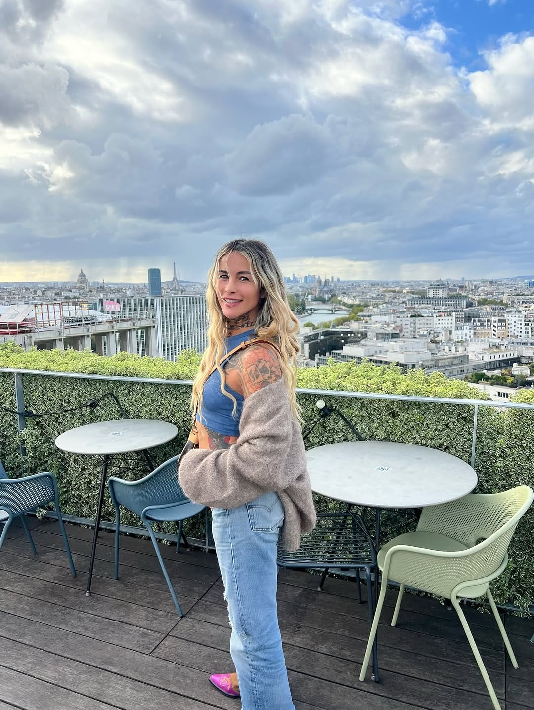 Post 8 by Cirinna Sissi on Instagram (carousel)