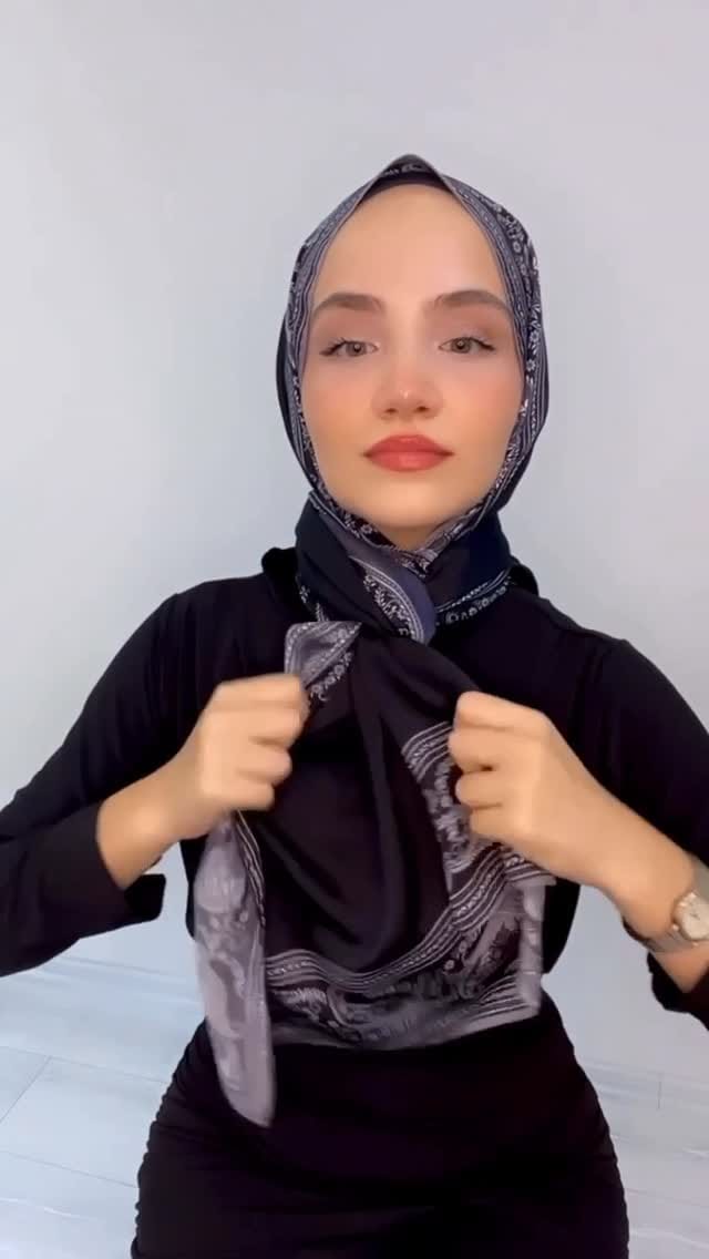 Post 9 by [ a l a m o d e s a l ] on Instagram (video)