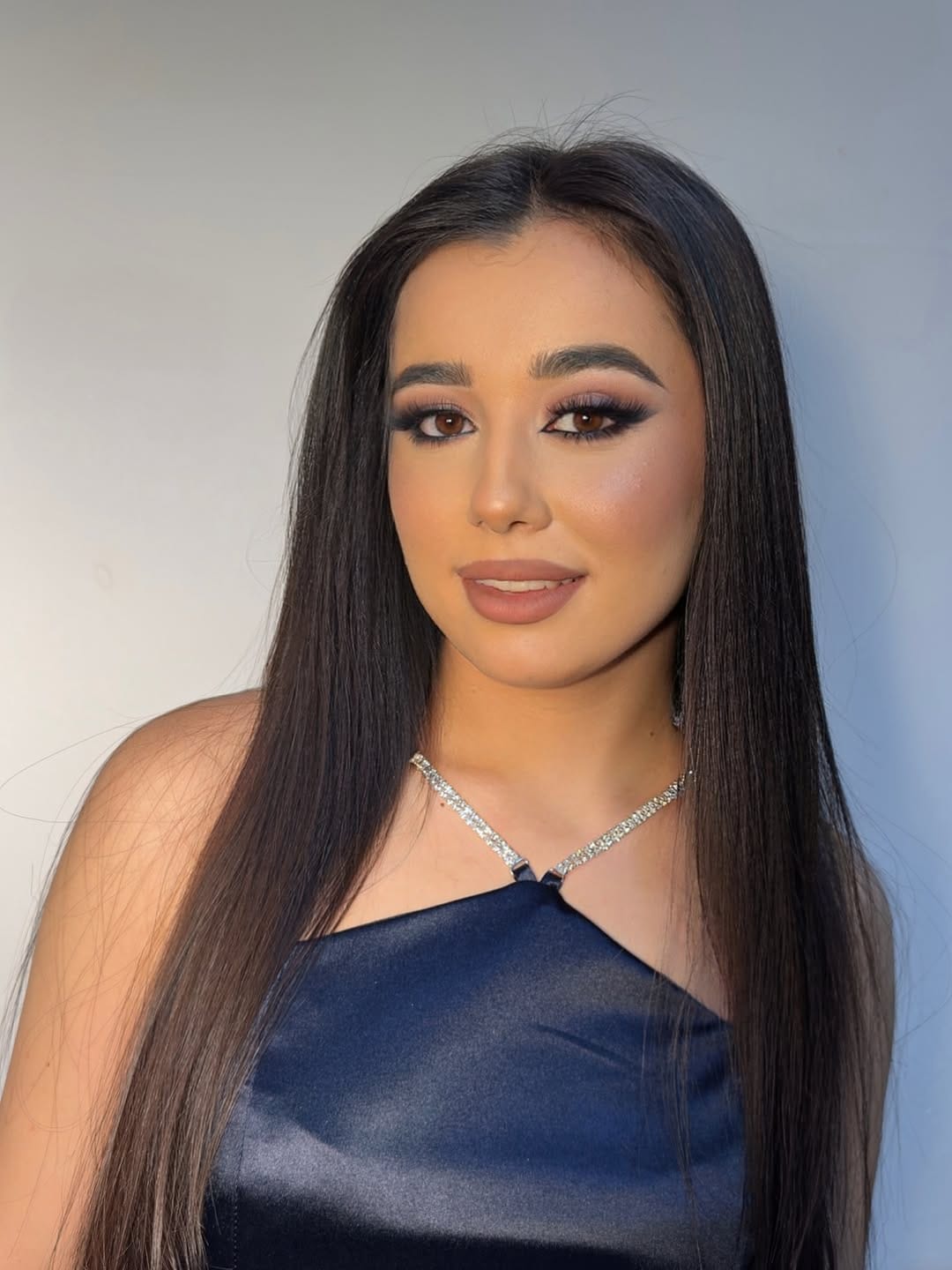 Post 2 by خبيرة مكياج + تركيب رموش وليفتنغ 🫶🏻 on Instagram (carousel)